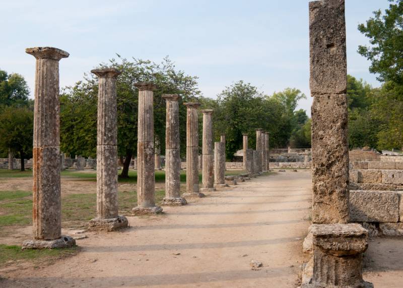 DÍA 2: OLIMPIA - ATENAS - Circuitos Culturales en Grecia